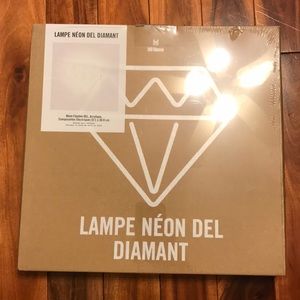 Diamond Neon LED Light